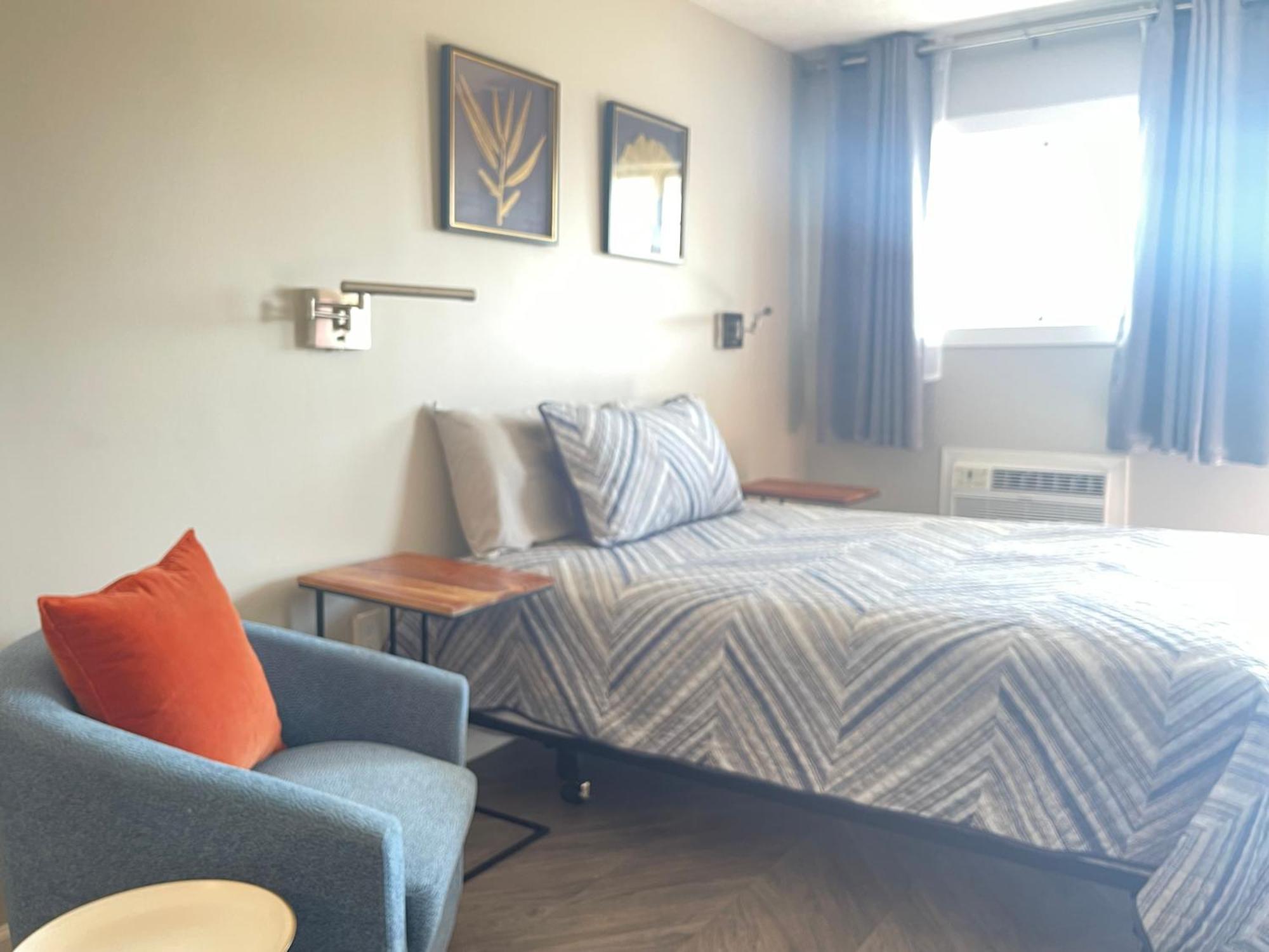 Hotel Lake Anna Glenora Екстер'єр фото