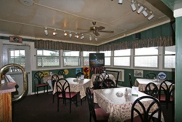 Hotel Lake Anna Glenora Екстер'єр фото